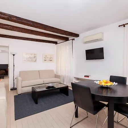 Aparthotel Ca' Foscolo Venetië