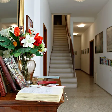 Ca' Foscolo Aparthotel 4*