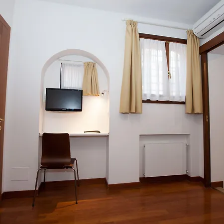 Ca' Foscolo 4* Venetië