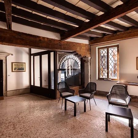 Aparthotel Ca' Foscolo Venice