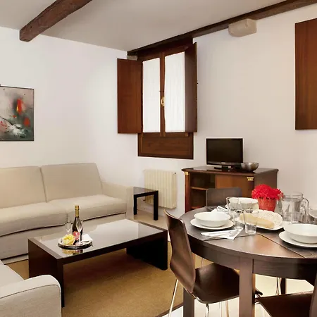 Ca' Foscolo Aparthotel Venice