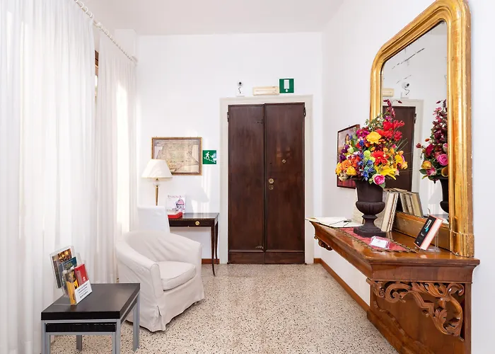 Ξενοδοχείο με διαμερίσματα Ca' Foscolo 4*