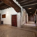 卡佛斯克罗公寓 公寓式酒店 4*