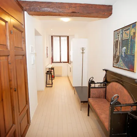 Ξενοδοχείο με διαμερίσματα Ca' Foscolo 4*