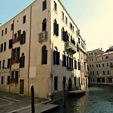 Lägenhetshotell Ca' Foscolo Venedig
